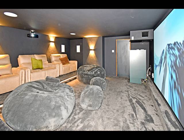 4 BEDROOM HOUSE FOR SALE IN CRAIGHALL PARK